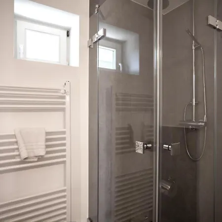 Rugana - Klassik Mit 1 Schlafzimmern Und Terrasse D54 * Dranske